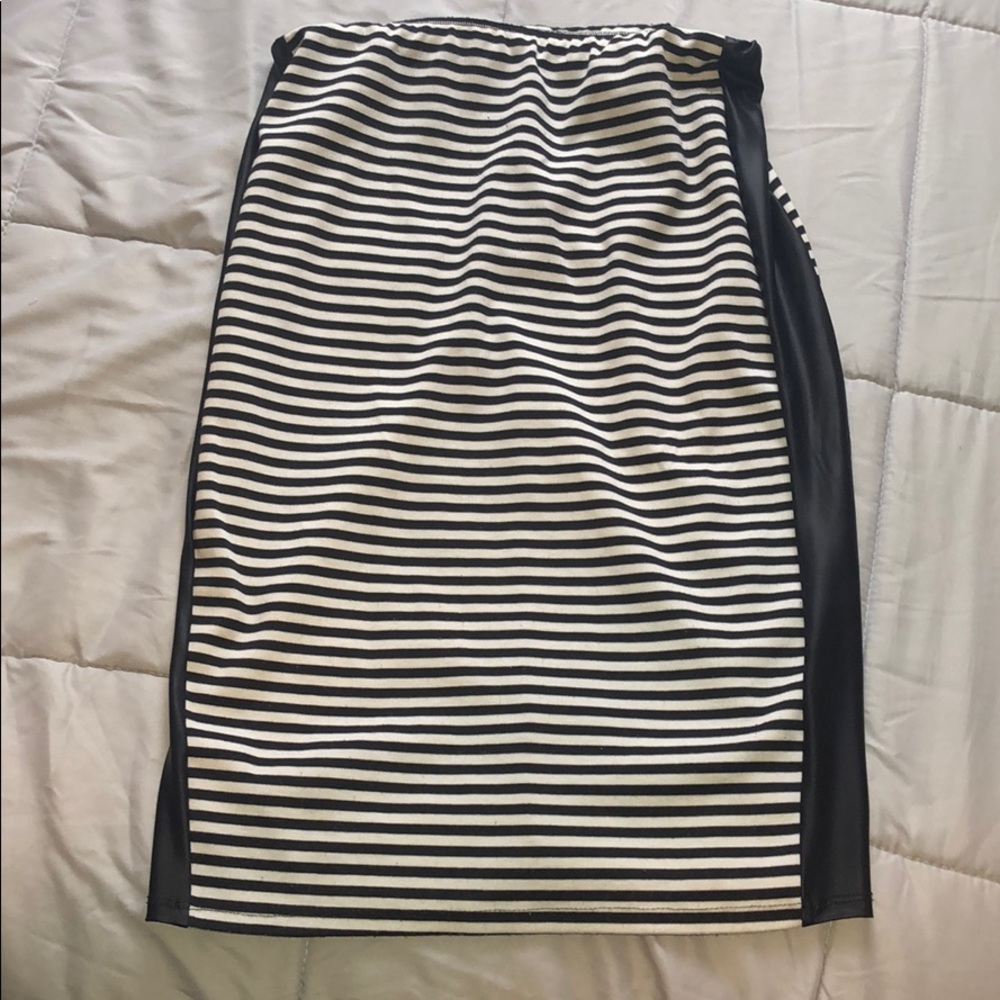 Striped pencil skirt with leather detailing